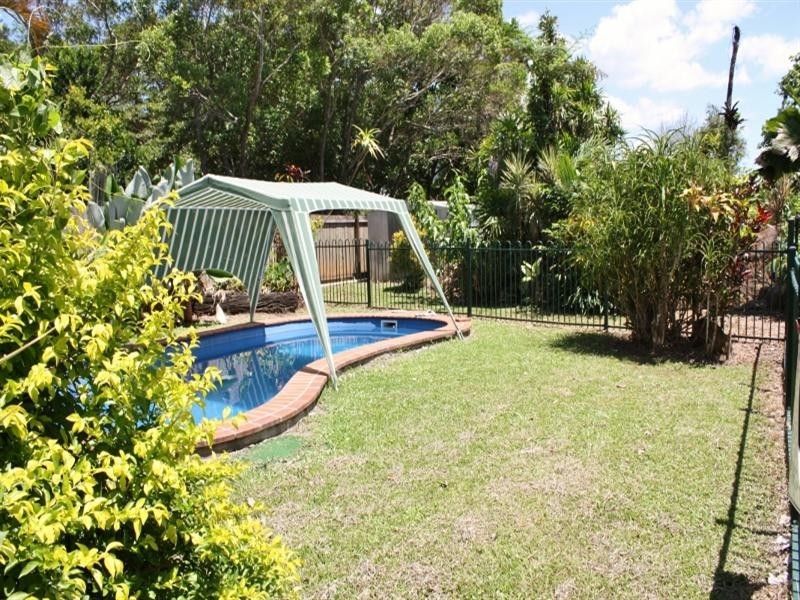 51 Bi-Centennial Road, Bentley Park QLD 4869