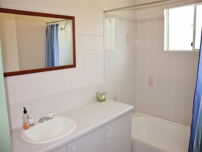51 Bi-Centennial Road, Bentley Park QLD 4869