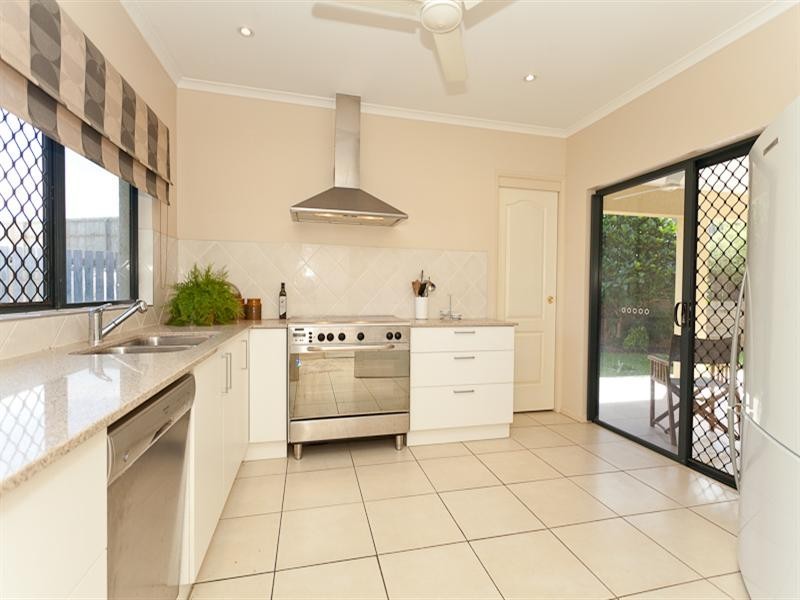 9 Bonner Close, Gordonvale QLD 4865