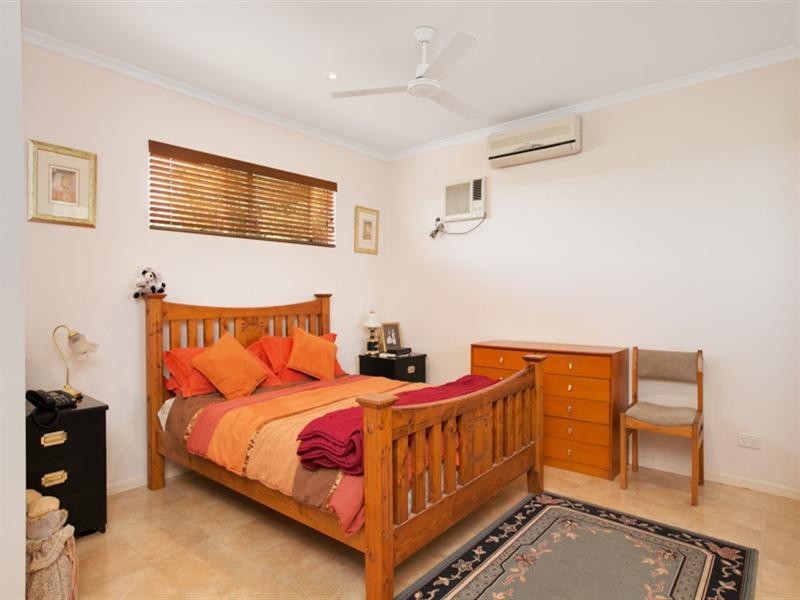 17 Julia Percy Close, Bentley Park QLD 4869