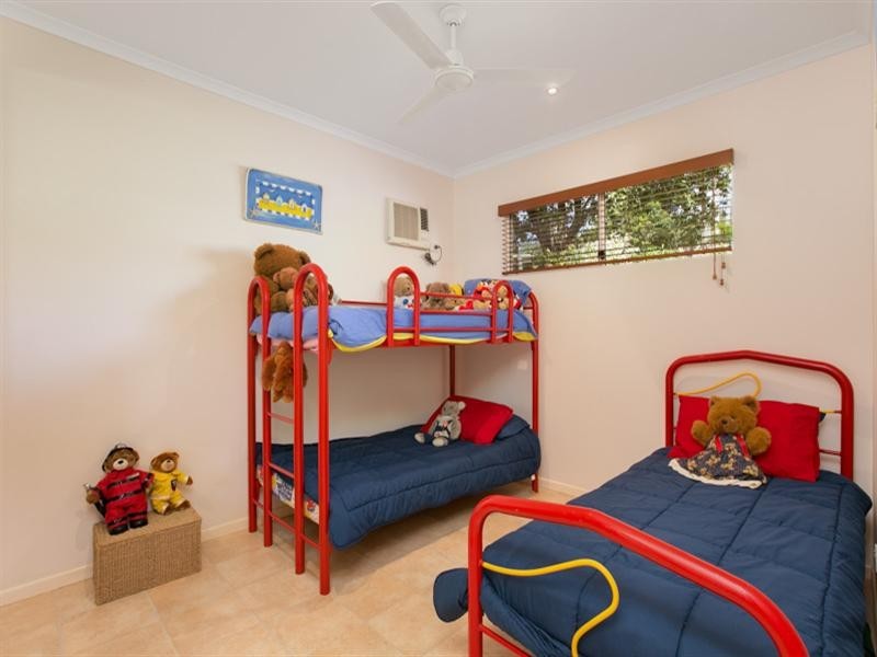 17 Julia Percy Close, Bentley Park QLD 4869