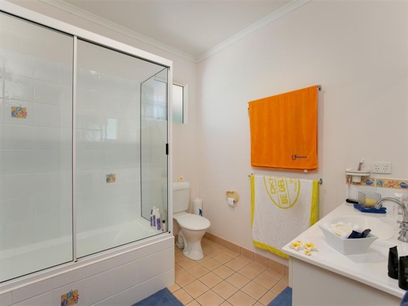 17 Julia Percy Close, Bentley Park QLD 4869