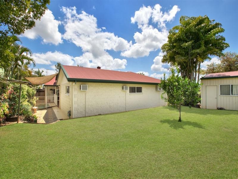 17 Julia Percy Close, Bentley Park QLD 4869