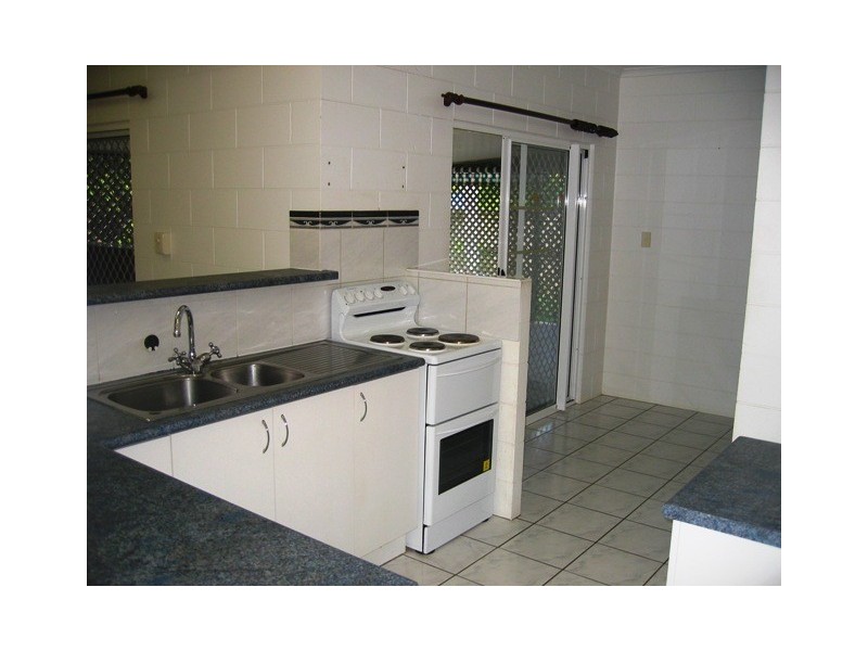 2 Briese Close, Edmonton QLD 4869