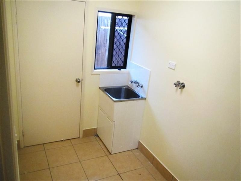 Bentley Park QLD 4869