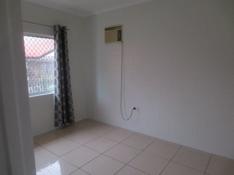 Bentley Park QLD 4869