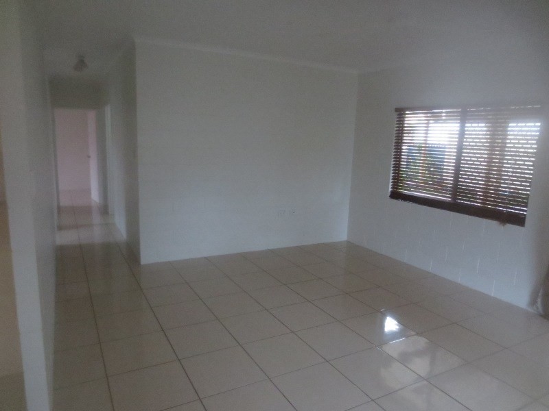 Bentley Park QLD 4869