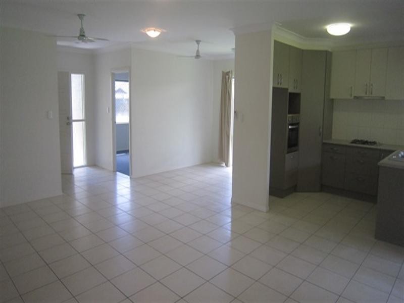 Bentley Park QLD 4869