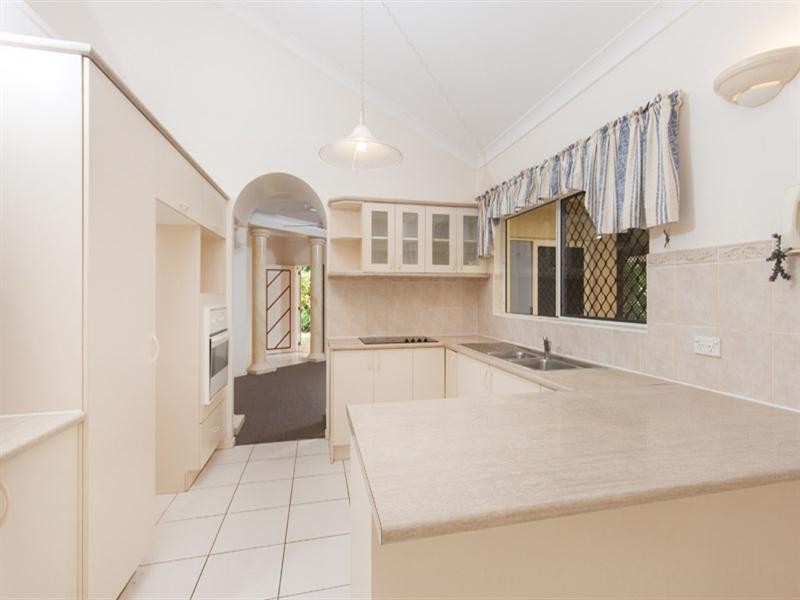 2 Newby Close, Edmonton QLD 4869