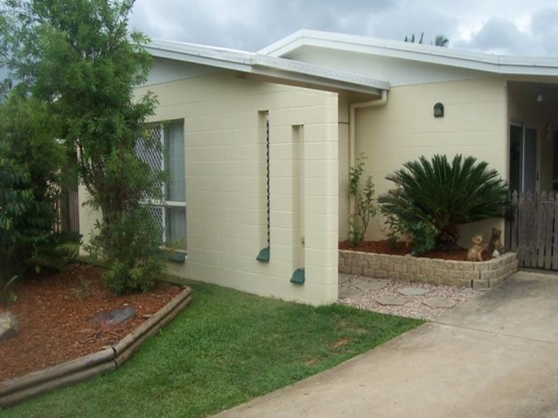 Bentley Park QLD 4869