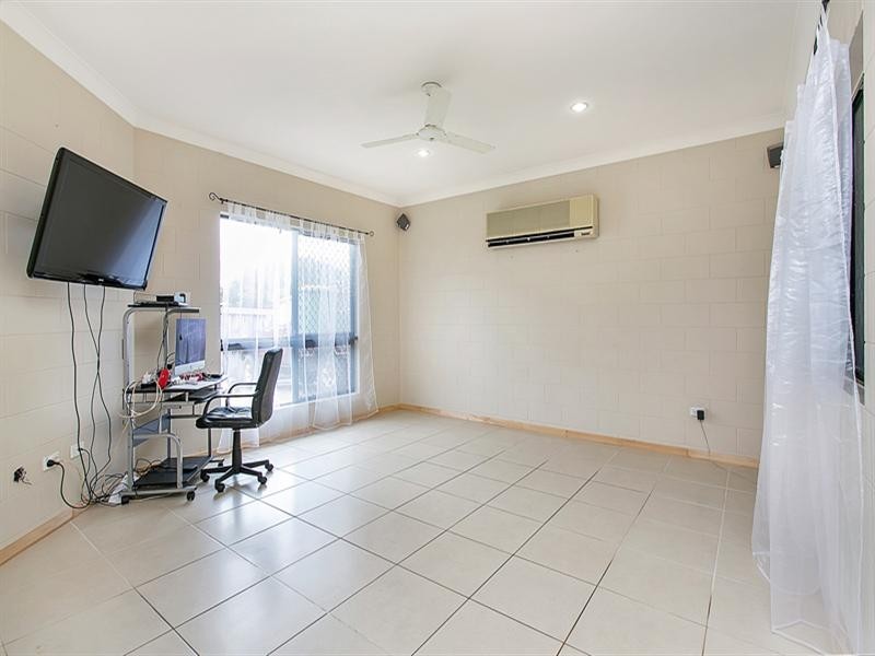 1 Mayfield Close, Mount Sheridan QLD 4868