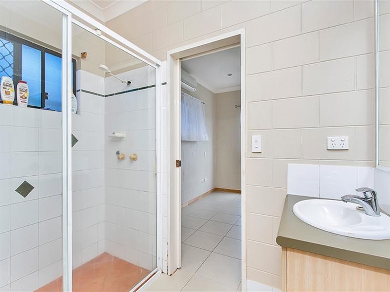 1 Mayfield Close, Mount Sheridan QLD 4868