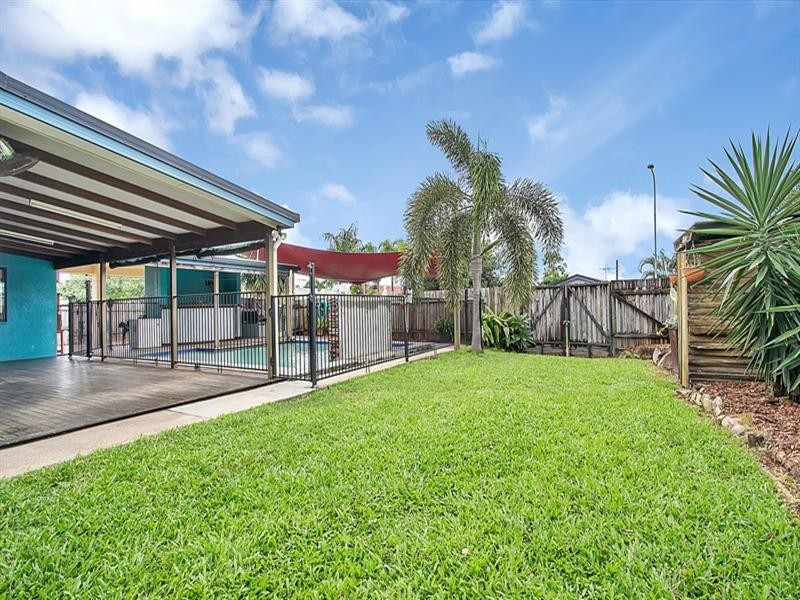 1 Mayfield Close, Mount Sheridan QLD 4868