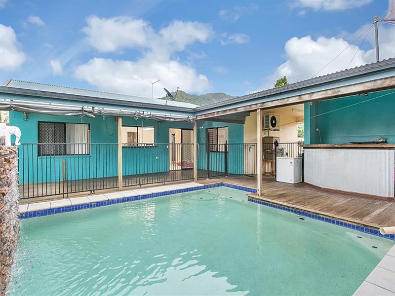 1 Mayfield Close, Mount Sheridan QLD 4868