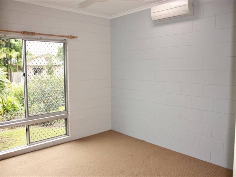 15 Beagle Close, Bentley Park QLD 4869