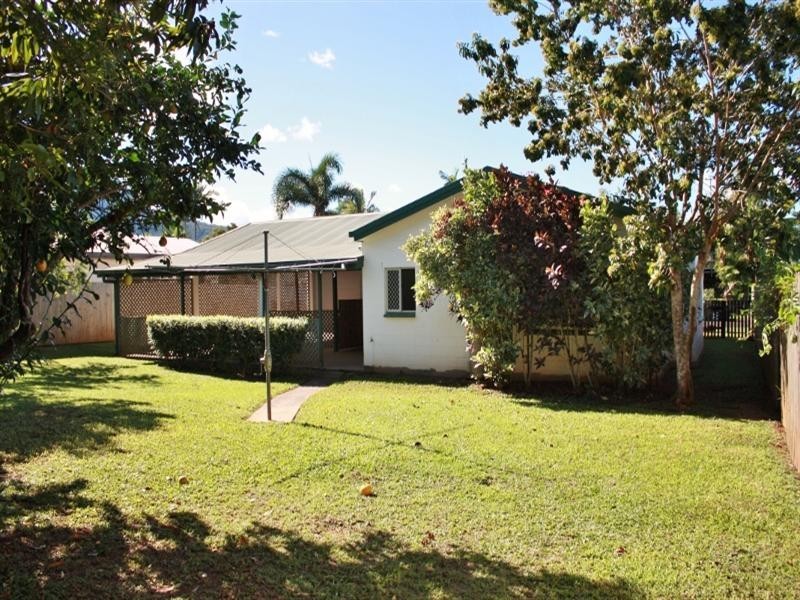 15 Beagle Close, Bentley Park QLD 4869