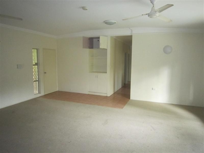 2 Victory Close, Edmonton QLD 4869