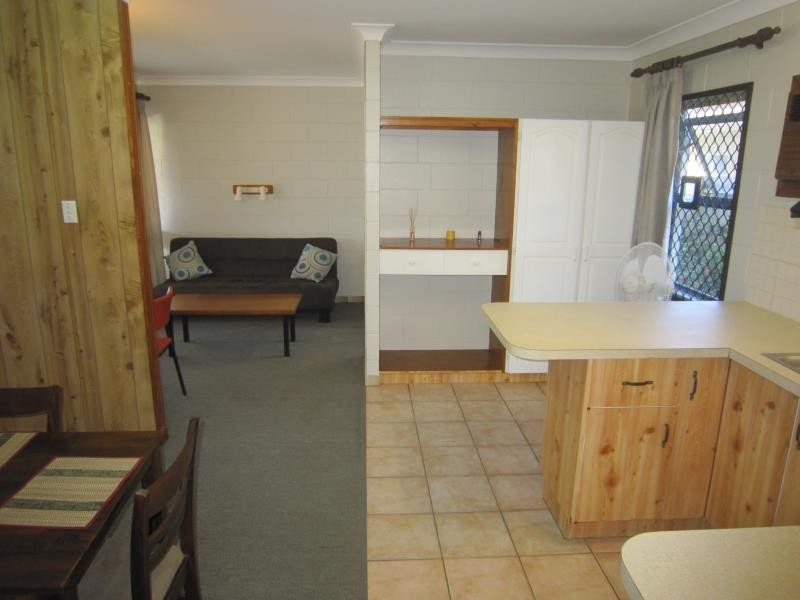 3/35-37 Bruce Highway, Edmonton QLD 4869