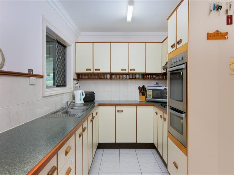 34 Dandaloo Street, Bayview Heights QLD 4868