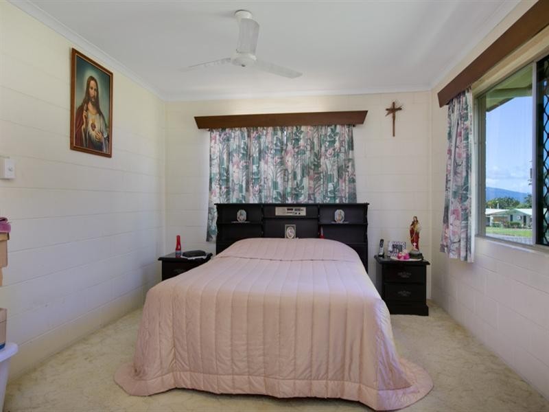 34 Dandaloo Street, Bayview Heights QLD 4868