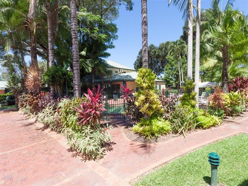 52/11-21 Barr Street, Earlville QLD 4870