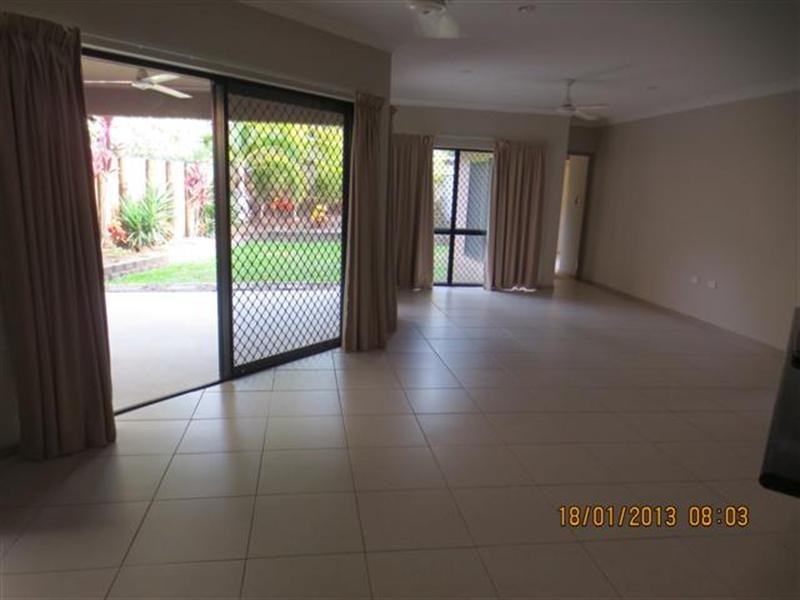 Bentley Park QLD 4869
