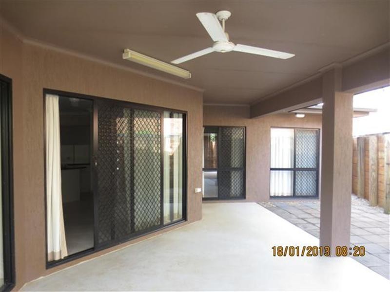 Bentley Park QLD 4869