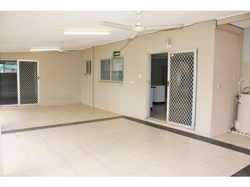 Bentley Park QLD 4869