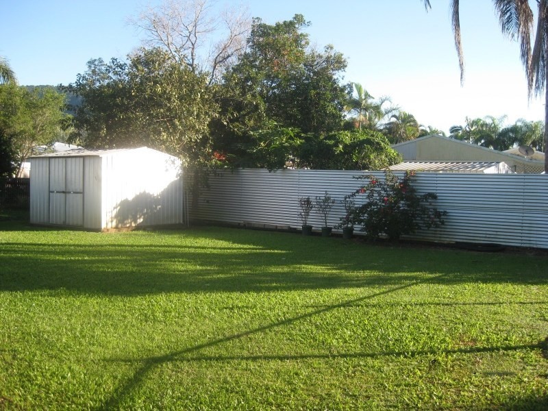 Bentley Park QLD 4869