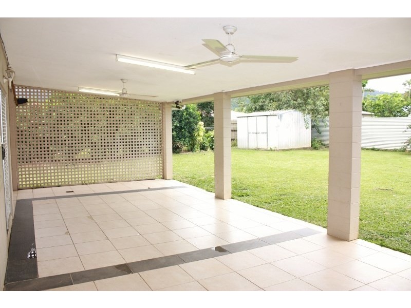 Bentley Park QLD 4869