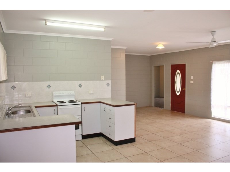 Bentley Park QLD 4869