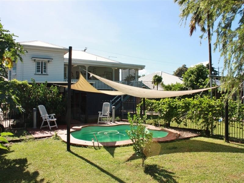 25 Dalton Street, Bungalow QLD 4870