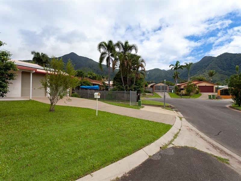 8 Hyacinth Close, Edmonton QLD 4869