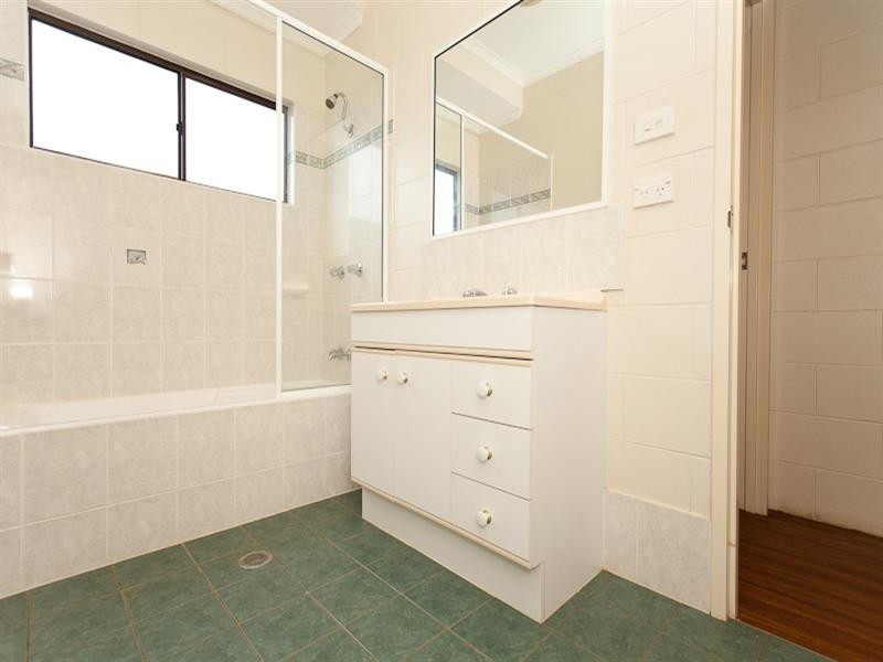 8 Hyacinth Close, Edmonton QLD 4869