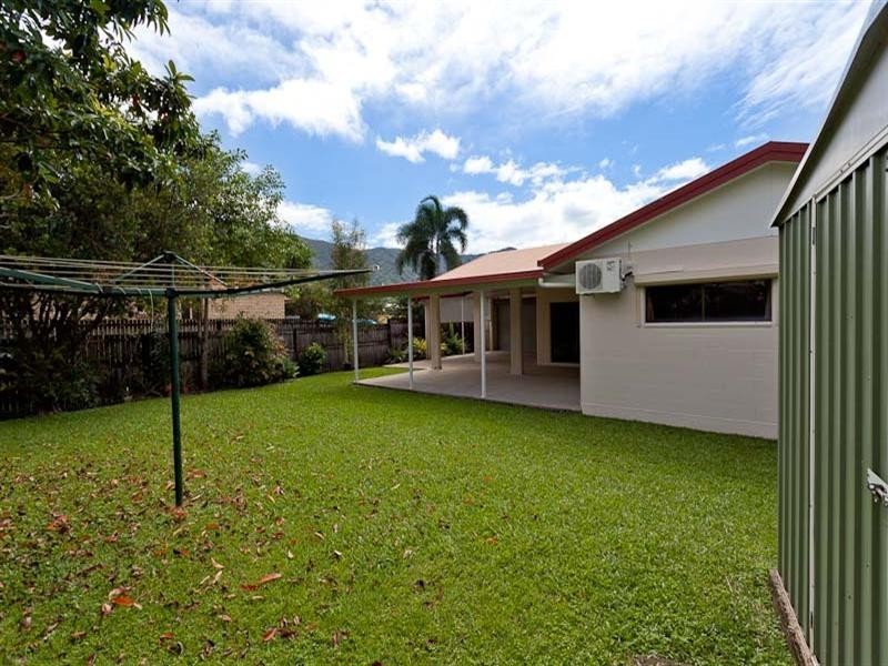 8 Hyacinth Close, Edmonton QLD 4869