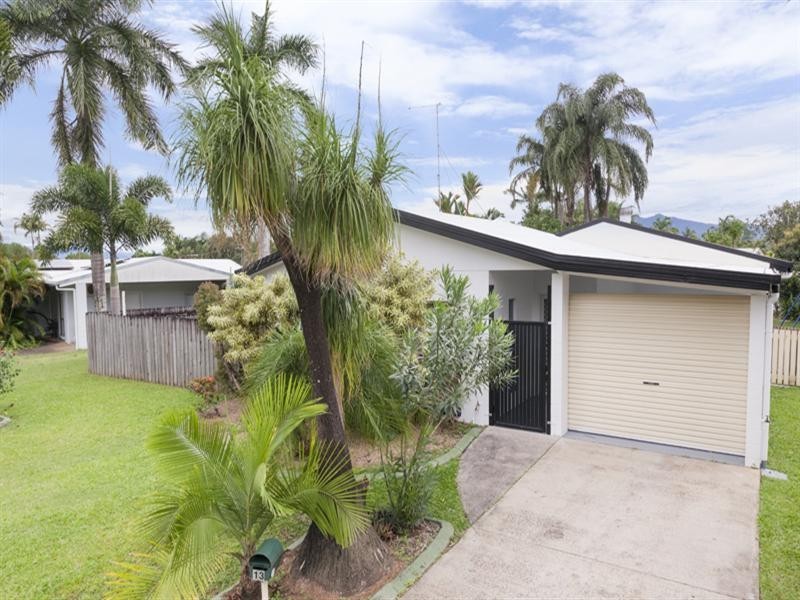 13 Bounty Close, Bentley Park QLD 4869