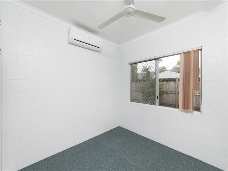 13 Bounty Close, Bentley Park QLD 4869