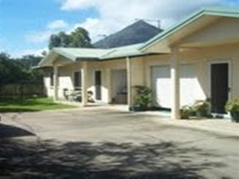 1 Radford Close, Gordonvale QLD 4865