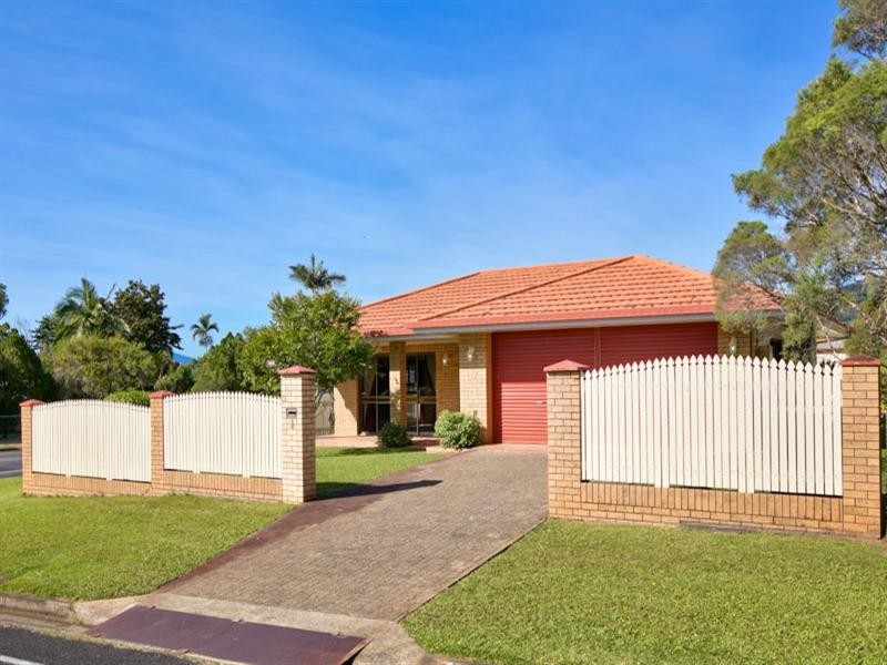 1 Augustus Street, Mooroobool QLD 4870