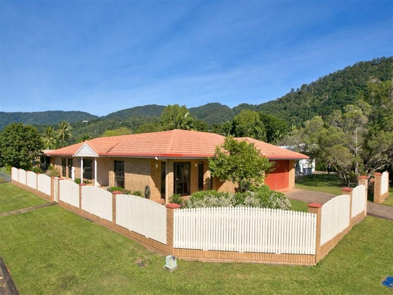 1 Augustus Street, Mooroobool QLD 4870