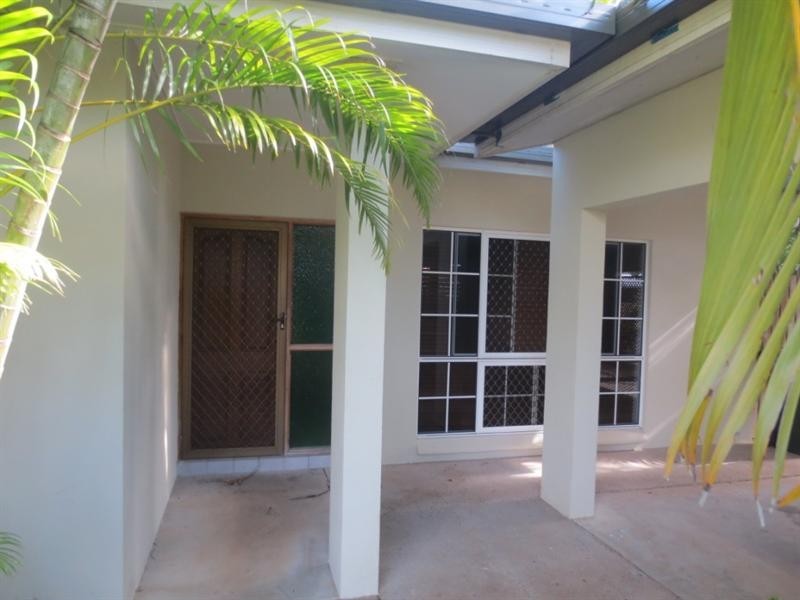 Bentley Park QLD 4869