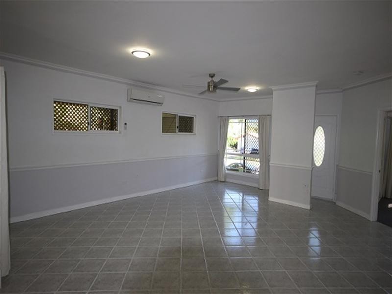 242 Robert Road, Bentley Park QLD 4869
