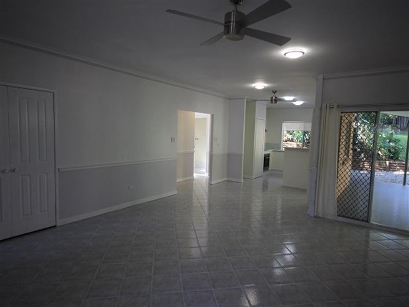 242 Robert Road, Bentley Park QLD 4869