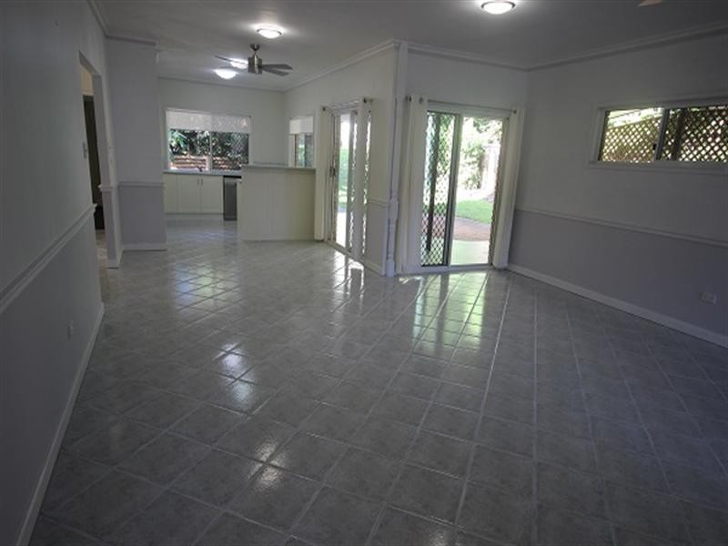 242 Robert Road, Bentley Park QLD 4869