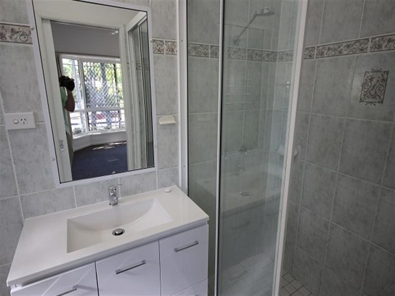 242 Robert Road, Bentley Park QLD 4869