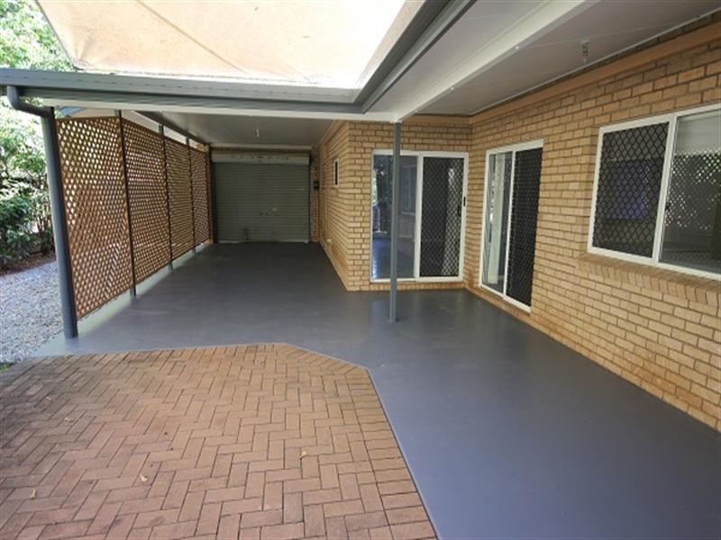 242 Robert Road, Bentley Park QLD 4869
