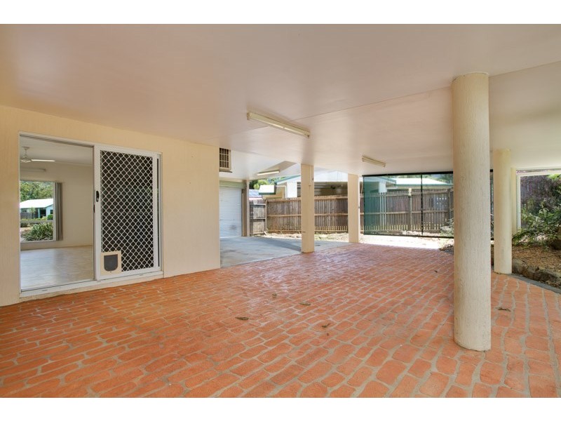 6 Clune Court, Edmonton QLD 4869