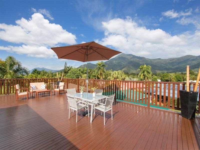 26 Allinga Close, Bentley Park QLD 4869