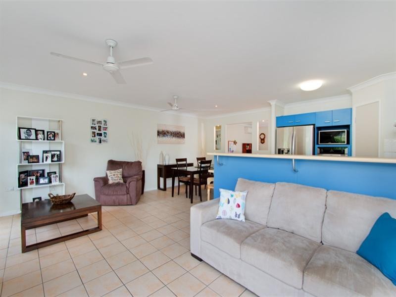 26 Allinga Close, Bentley Park QLD 4869