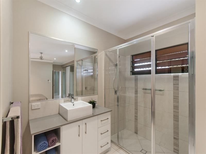 30 Lockyer Crescent, Bentley Park QLD 4869